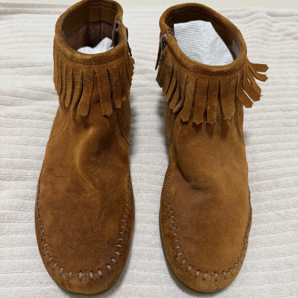 Suede fringe moccasins